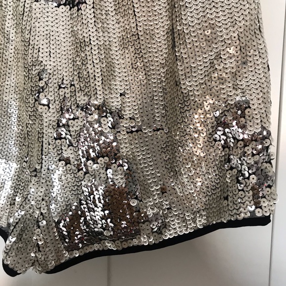 H&M gold sequin drawstring shorts size 1 - Picture 6 of 8